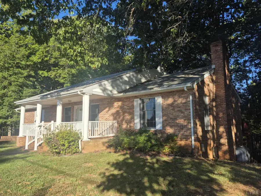 404 Darrell Lane, Hurt, VA 24563 - Image #2