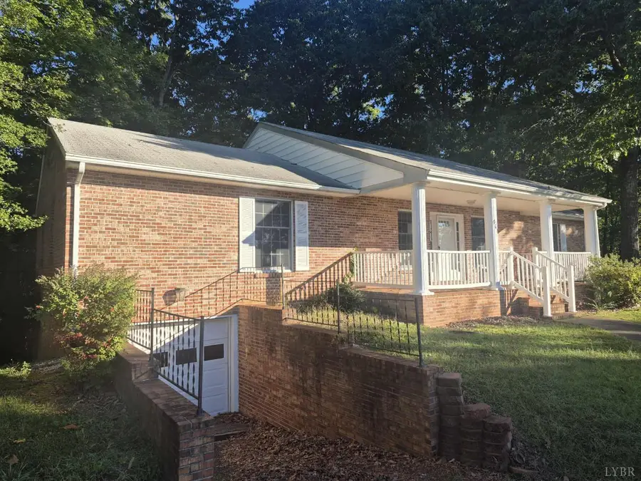 404 Darrell Lane, Hurt, VA 24563 - Image #3