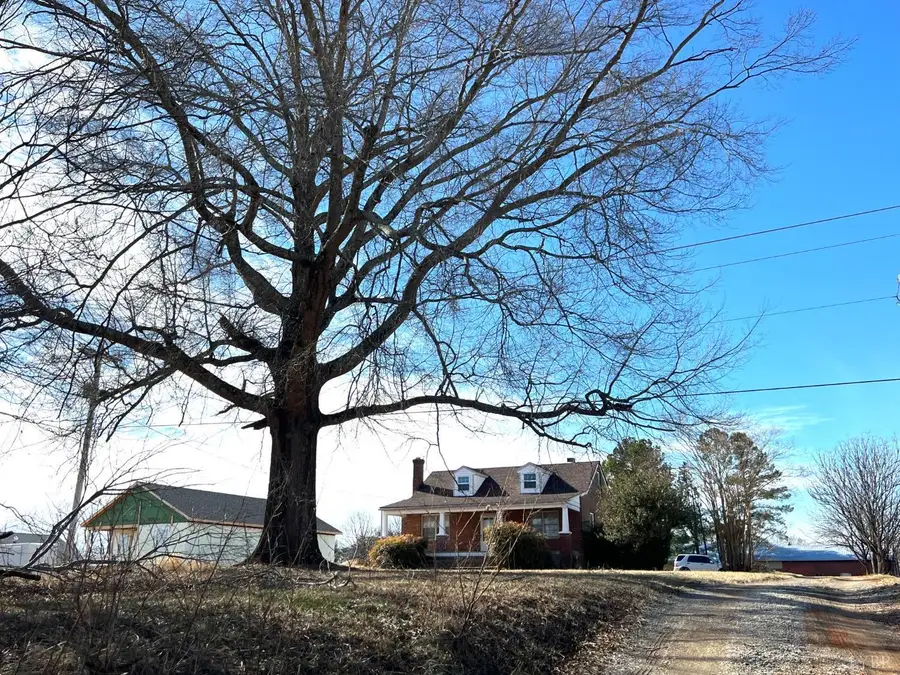 1358 S Coolwell Road, Madison Heights, VA 24572 - #3