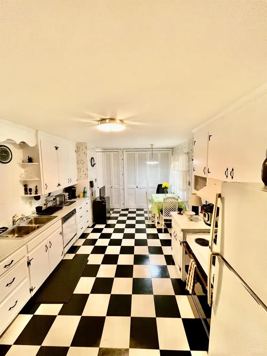 4316 Montgomery Road, Lynchburg, VA 24503 - Image #3