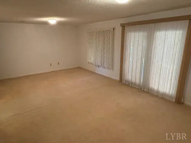 505 Royal Gardens Court #505, Madison Heights, VA 24572 - Image #2