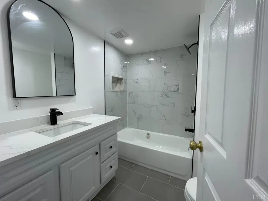 617 F Street, Bedford, VA 24523 - Image #3