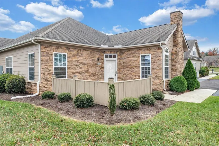 5534 Orchard Villas Circle, Roanoke, VA 24019 - Image #3