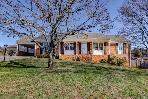 124 Springvale Drive, Lynchburg, VA 24502