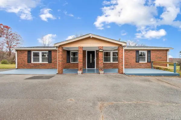 1765 Waterlick Road, Lynchburg, VA 24502