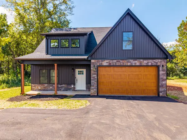 124 Riverside Dr, Lynchburg, VA 24503