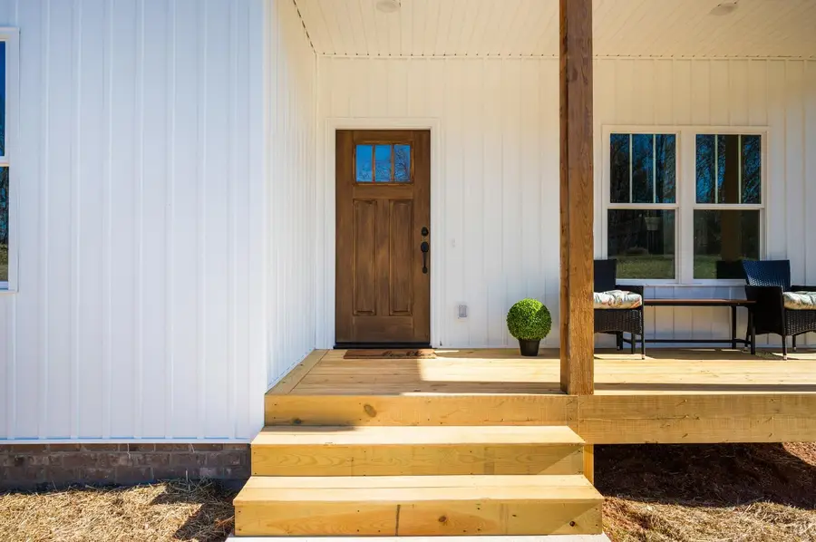 10528 Leesville Road, Lynch Station, VA 24571 - Image #2