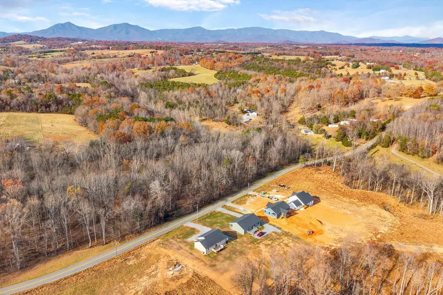 1900 Skinnell Mill Road, Bedford, VA 24523 - Image #2