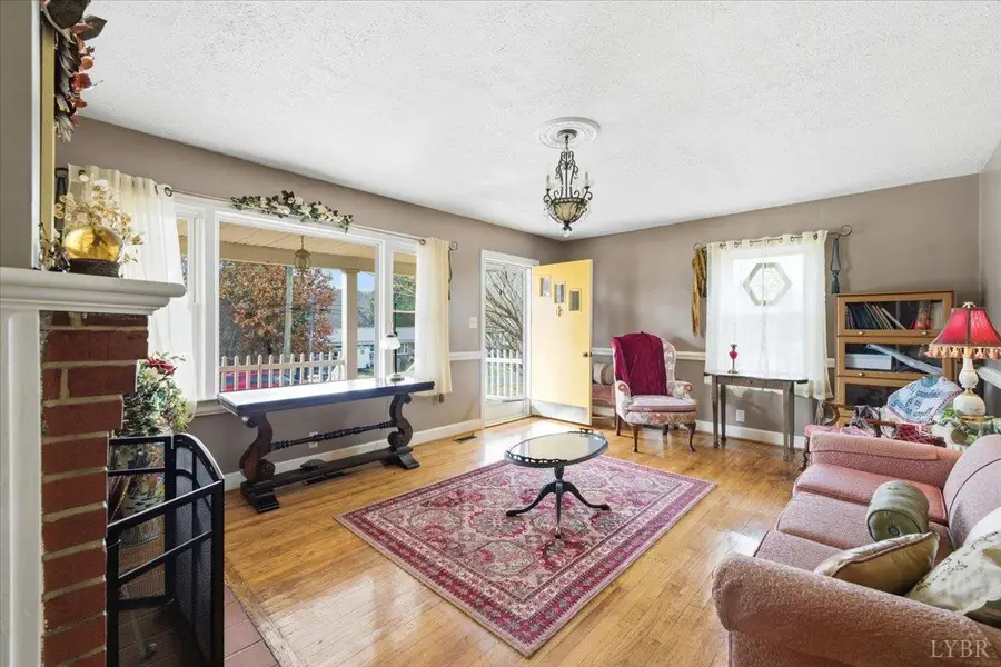 314 Dogwood Lane, Hurt, VA 24563 - Image #3