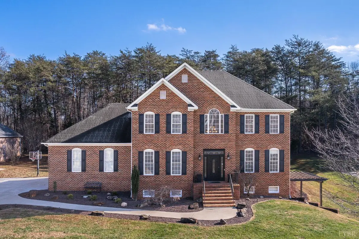 1102 Walkers Crossing Drive, Forest, VA 24551 - Image #1