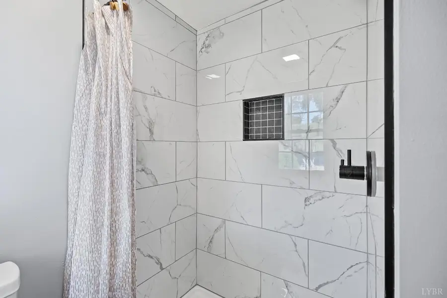 1071 Settlersway Lane, Goode, VA 24556 - Image #3