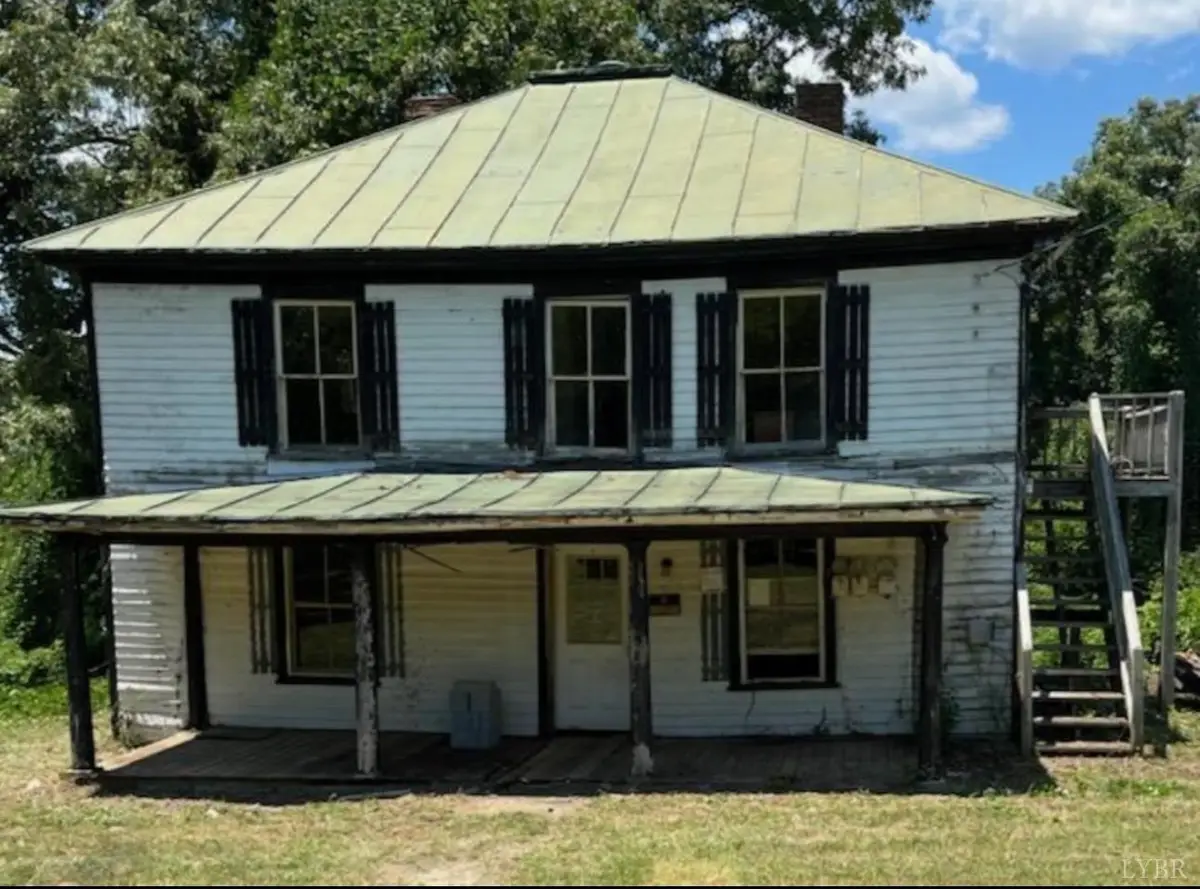 120 Church Street #1&2, Brookneal, VA 24528 - Image #1