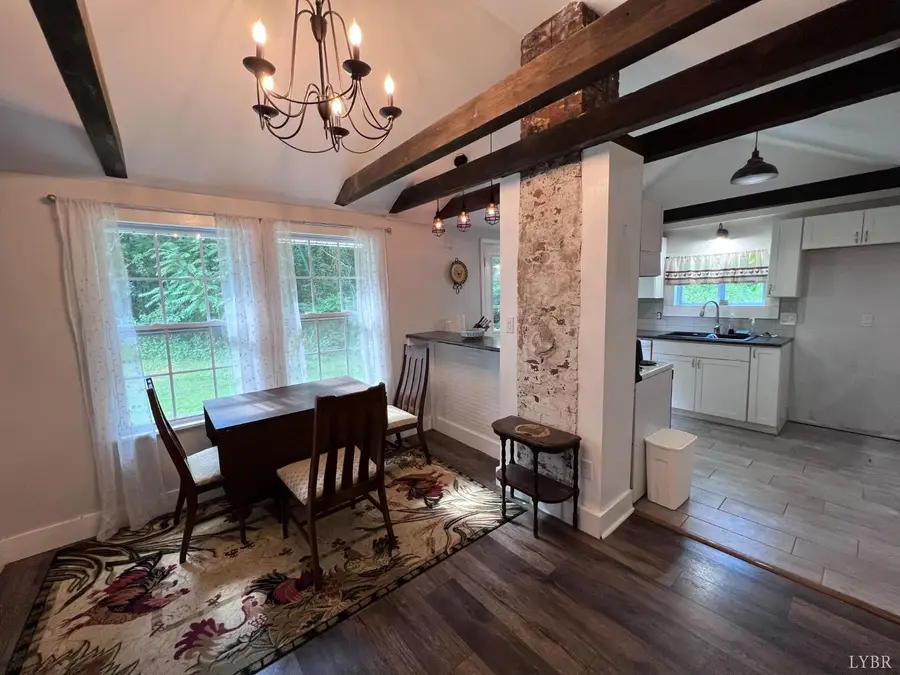 8824 Grassland Dr, Sandy Level, VA 24161 - Image #2