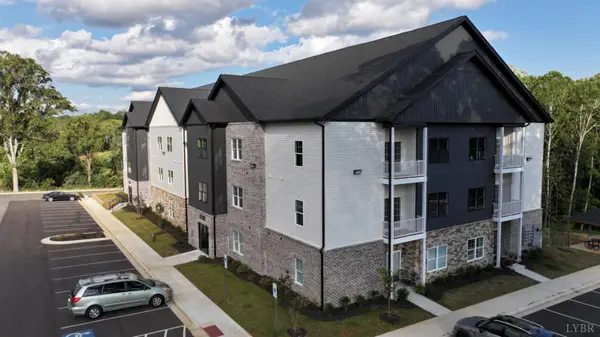 128 Brenleigh Ct #102, Lynchburg, VA 24501