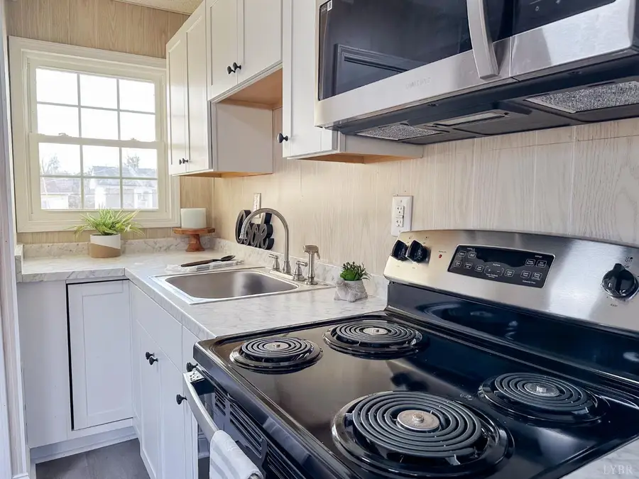 1704 Taylor Street, Lynchburg, VA 24504 - Image #3