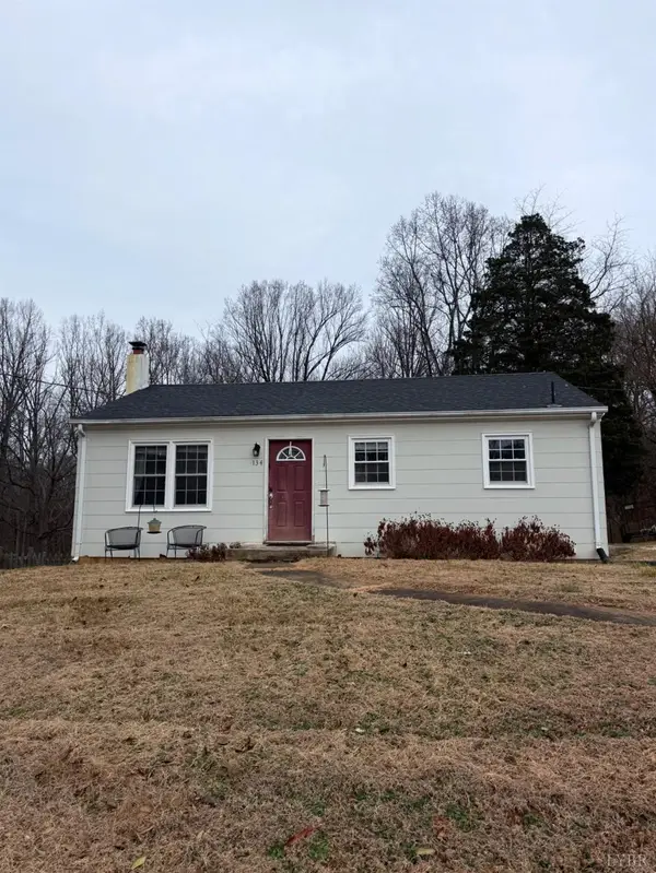 134 Viars Road, Madison Heights, VA 24572