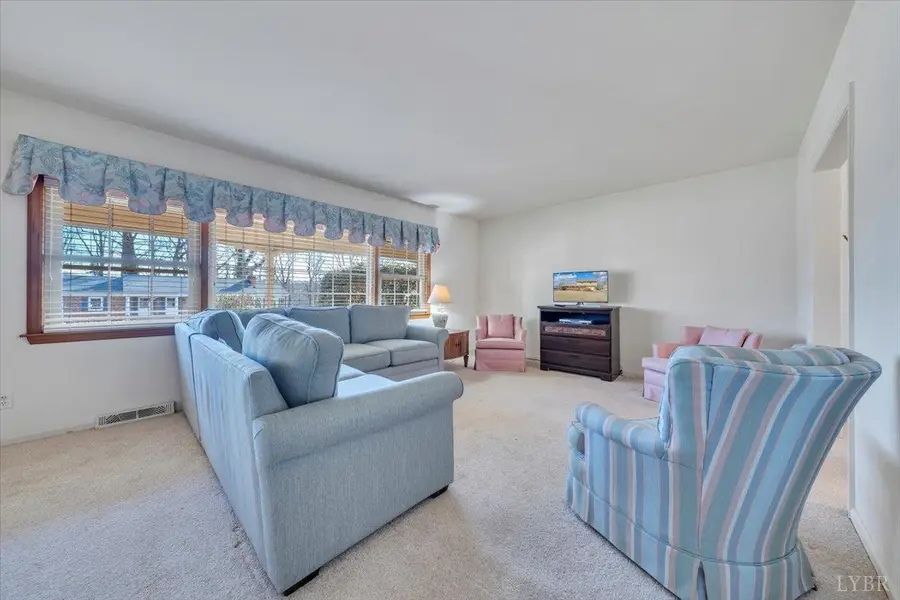 134 Yorkshire Circle, Lynchburg, VA 24502 - Image #3