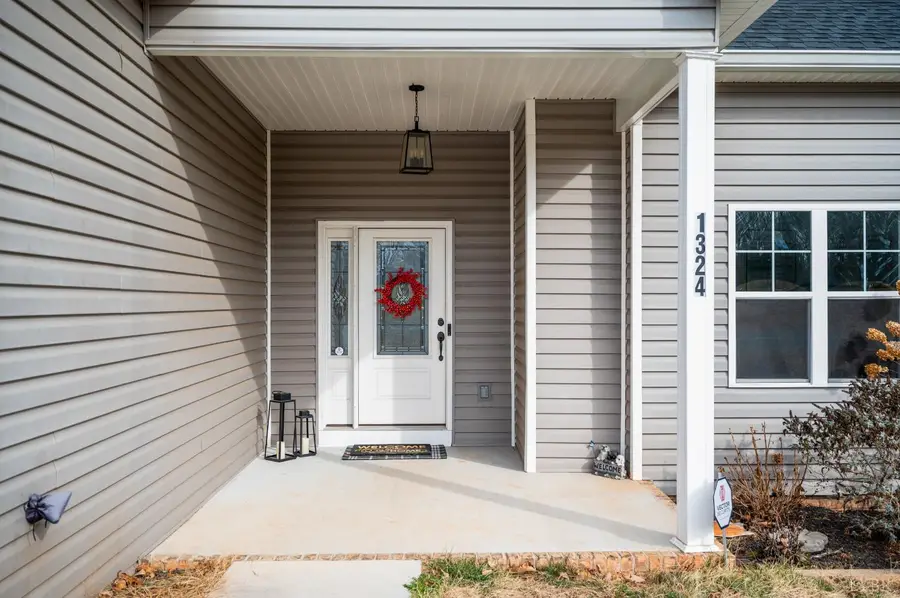 1324 Gladden Circle, Forest, VA 24551 - Image #2