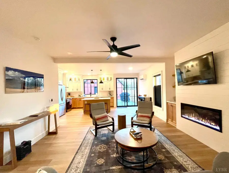 807 Grove Street, Bedford, VA 24523 - Image #3