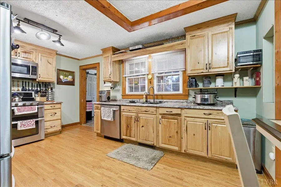 128 Deer View Road, Gretna, VA 24557 - Image #2