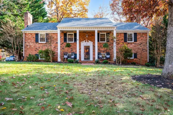 210 Woodbourne Drive, Lynchburg, VA 24502