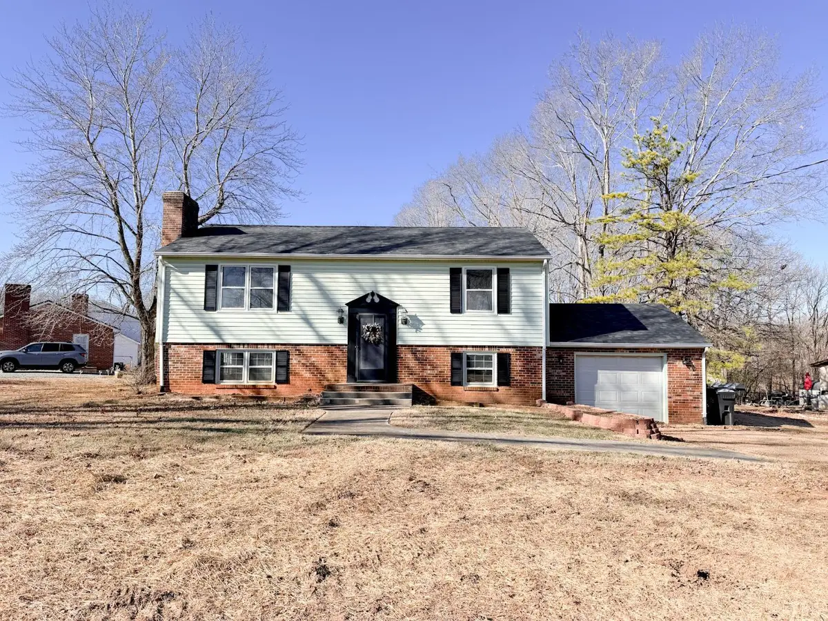 225 Arrowhead Drive, Madison Heights, VA 24572 - Image #1