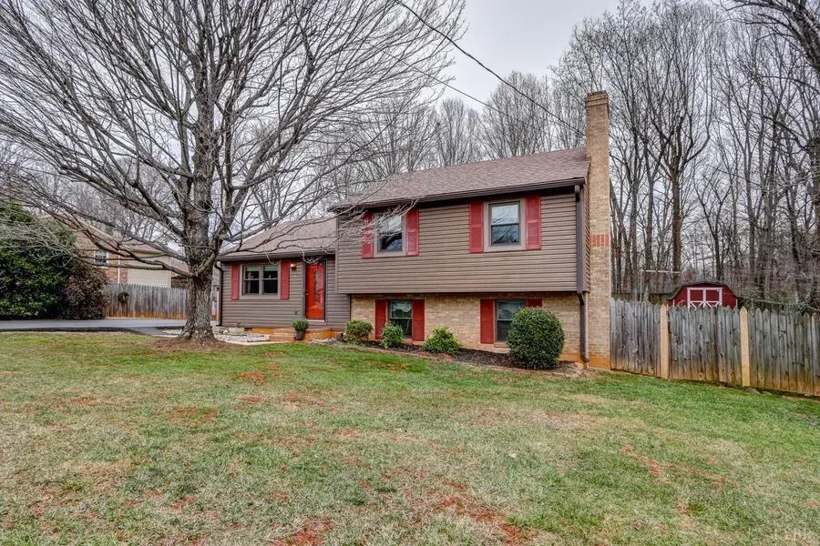 106 Maplewood, Forest, VA 24551 - Image #2