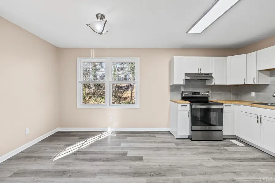 128 Walnut Street, Amherst, VA 24521 - Image #3