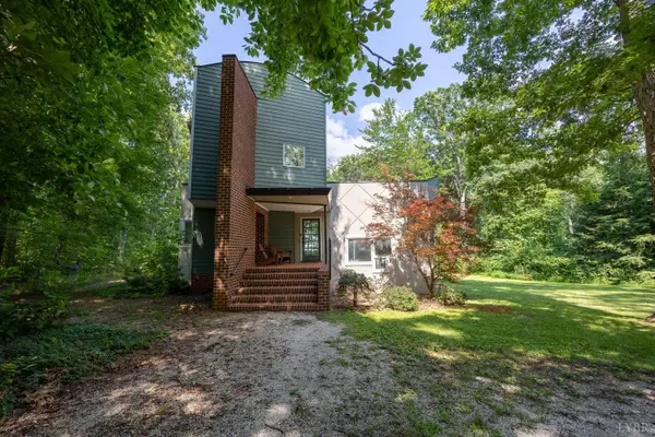 2246 Country Club, Appomattox, VA 24522