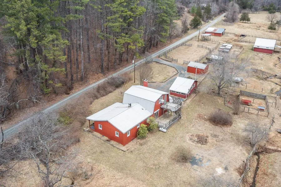 506 Peters Hollow Rd, Monroe, VA 24574 - Image #2