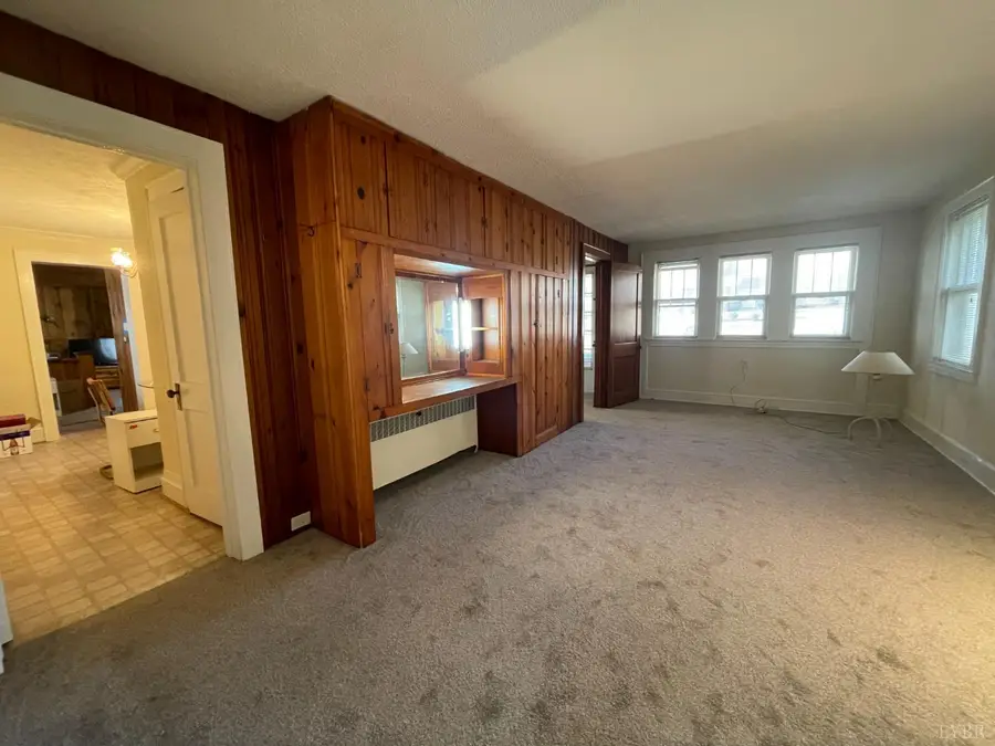 1008 Hampton Avenue, Bedford, VA 24523 - Image #3