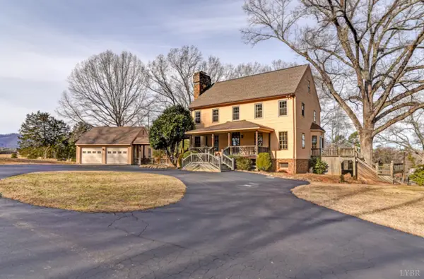 2120 Wiggington Road, Lynchburg, VA 24502