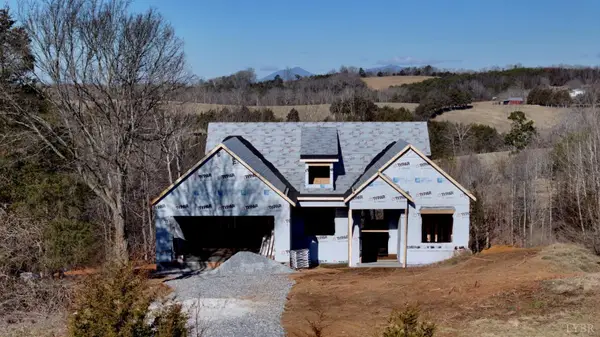 6 Leesville Road, Evington, VA 24550