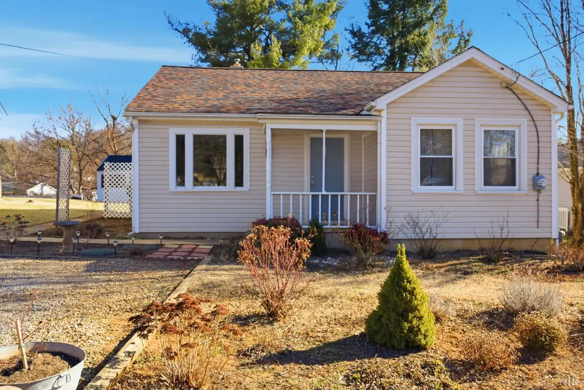 1823 Vinson Street, Staunton, VA 24401 - Image #1