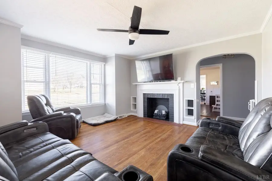 909 Lake Drive, Bedford, VA 24523 - Image #2