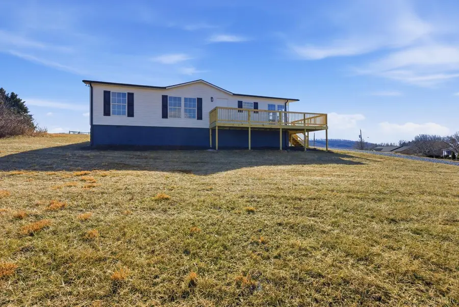 55 Chestnut Meadows Drive, Martinsville, VA 24112 - #2