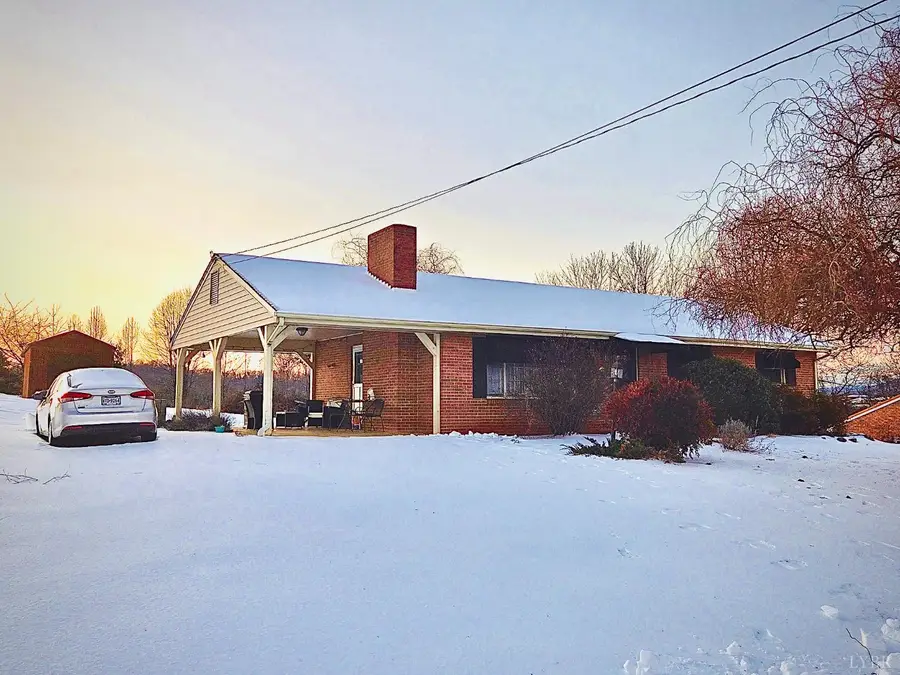 1124 Roundtree Drive, Bedford, VA 24523 - Image #2