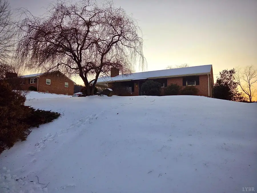 1124 Roundtree Drive, Bedford, VA 24523 - Image #3