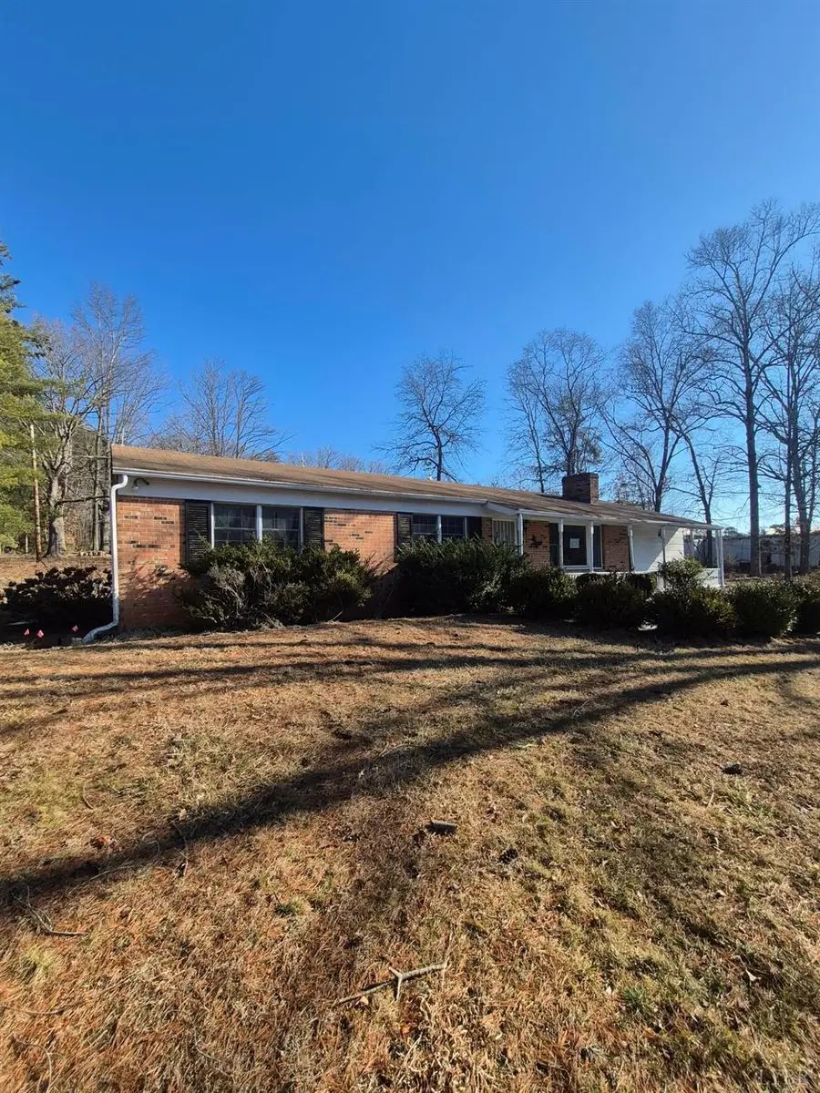123 Elmwood Lane, Rustburg, VA 24588 - #2