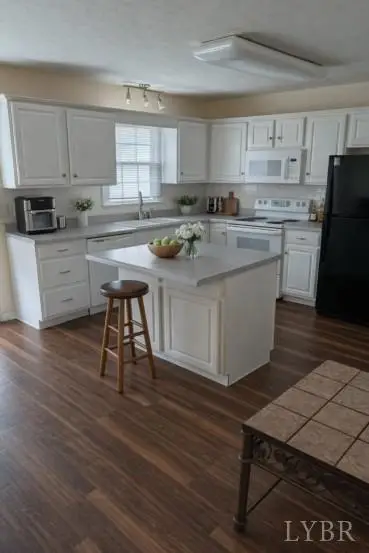 736 Wyndhurst Drive, Lynchburg, VA 24502 - #2