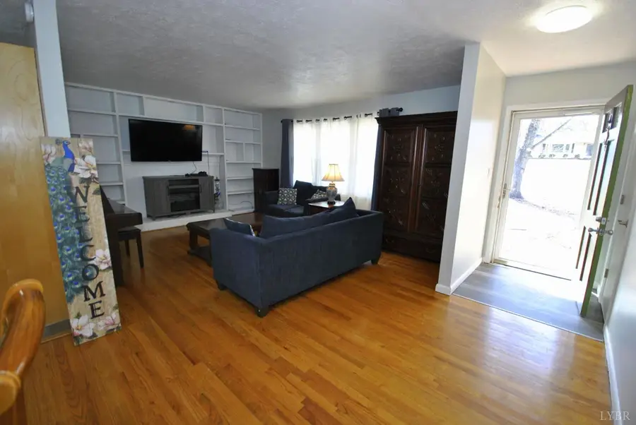 215 Deerwood Drive, Lynchburg, VA 24502 - #2