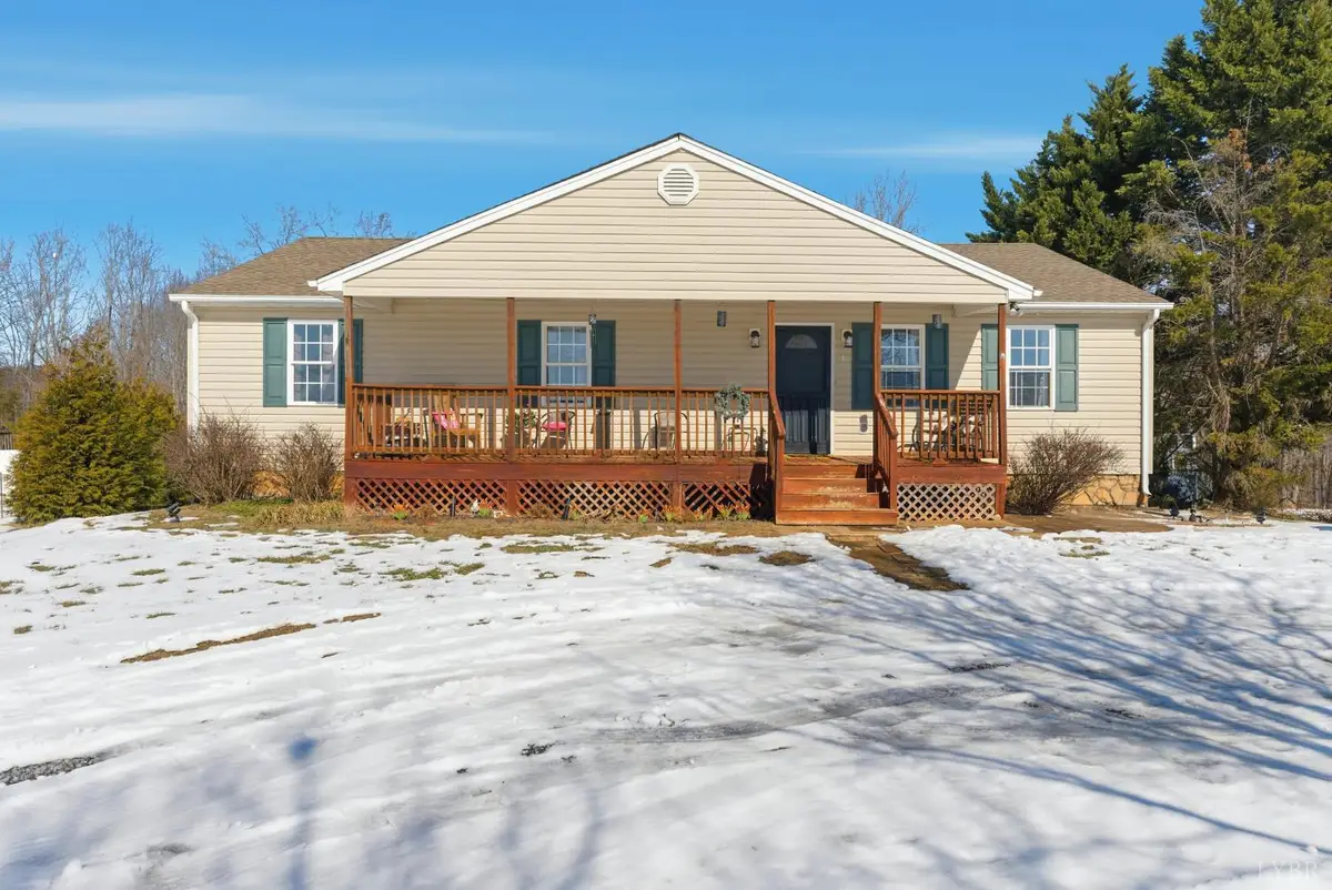 2305 Smith Mountain Lake Parkway, Huddleston, VA 24104 - #1