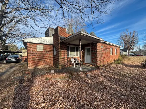 142 Homewood Drive, Lynchburg, VA 24502