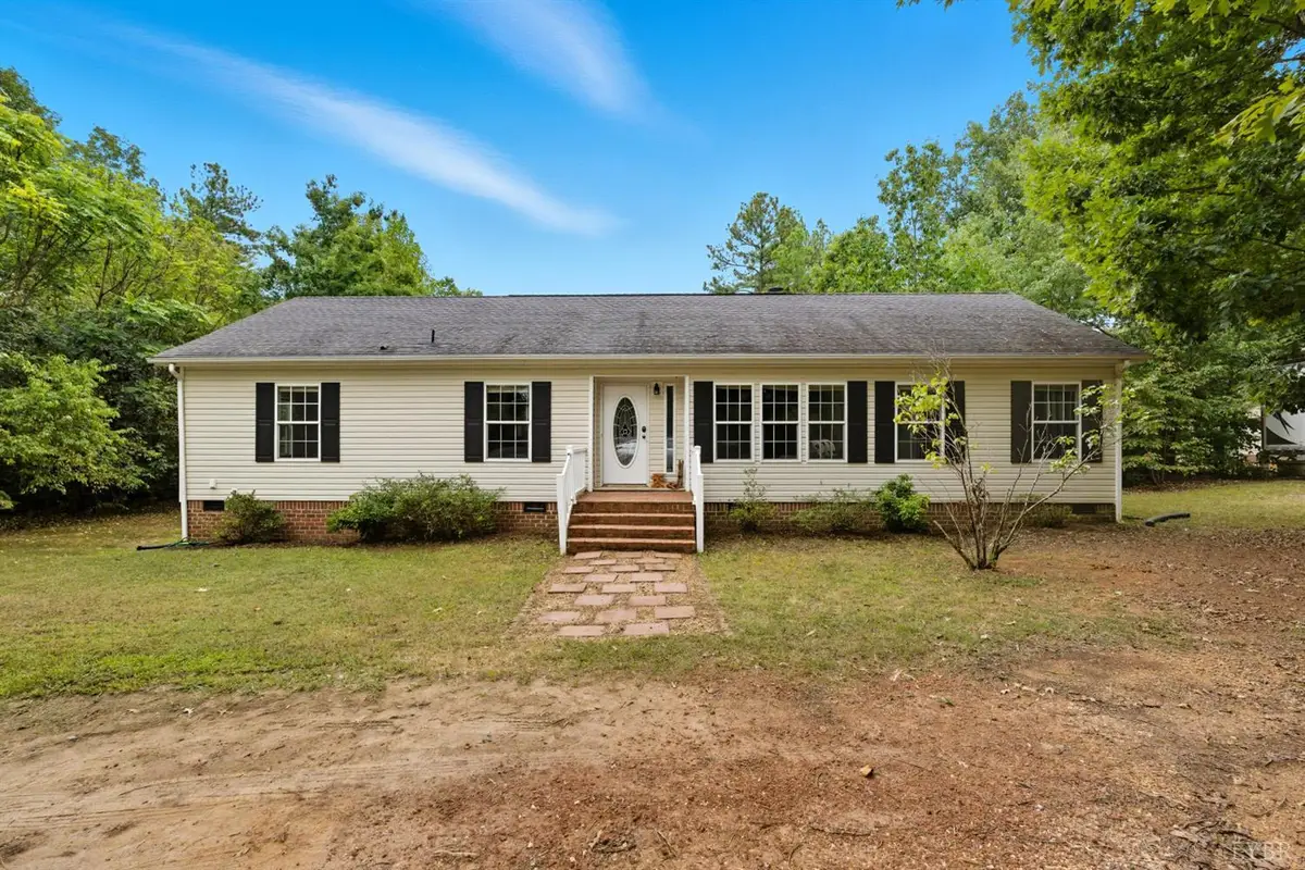 6124 Old Courthouse Road, Appomattox River, VA 23522 - #1