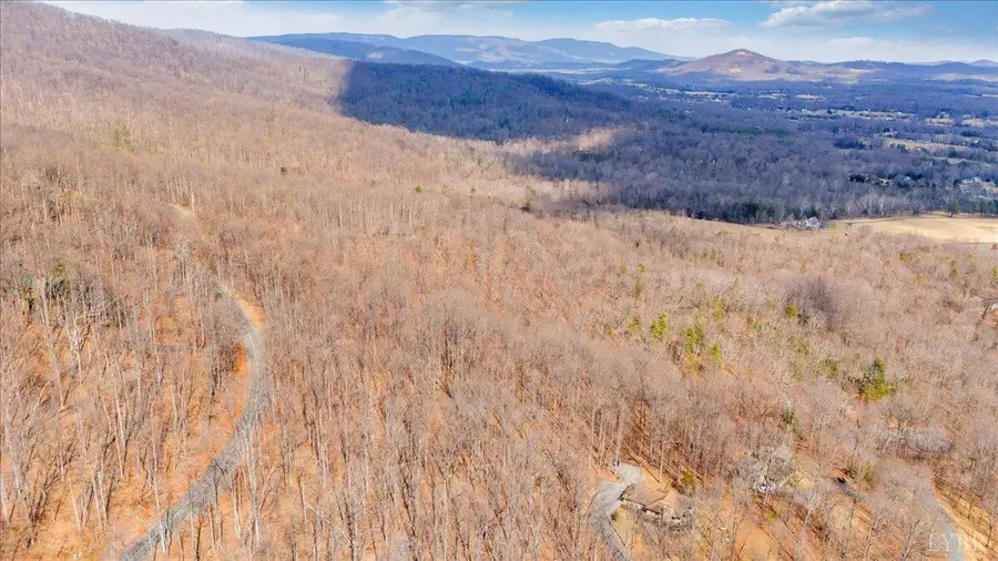 756 Crawfords Climb, Nellysford, VA 22958 - #2