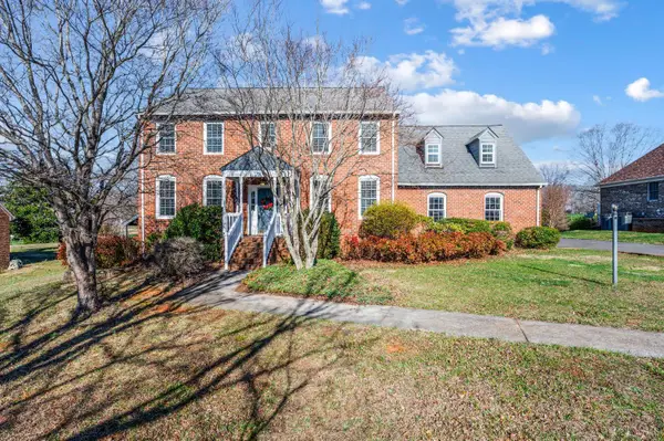 222 London Downs Drive, Forest, VA 24551