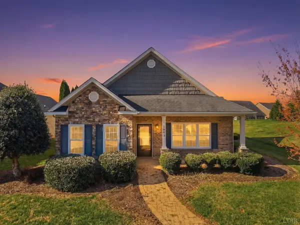 1043 Lindenshire Drive, Forest, VA 24551