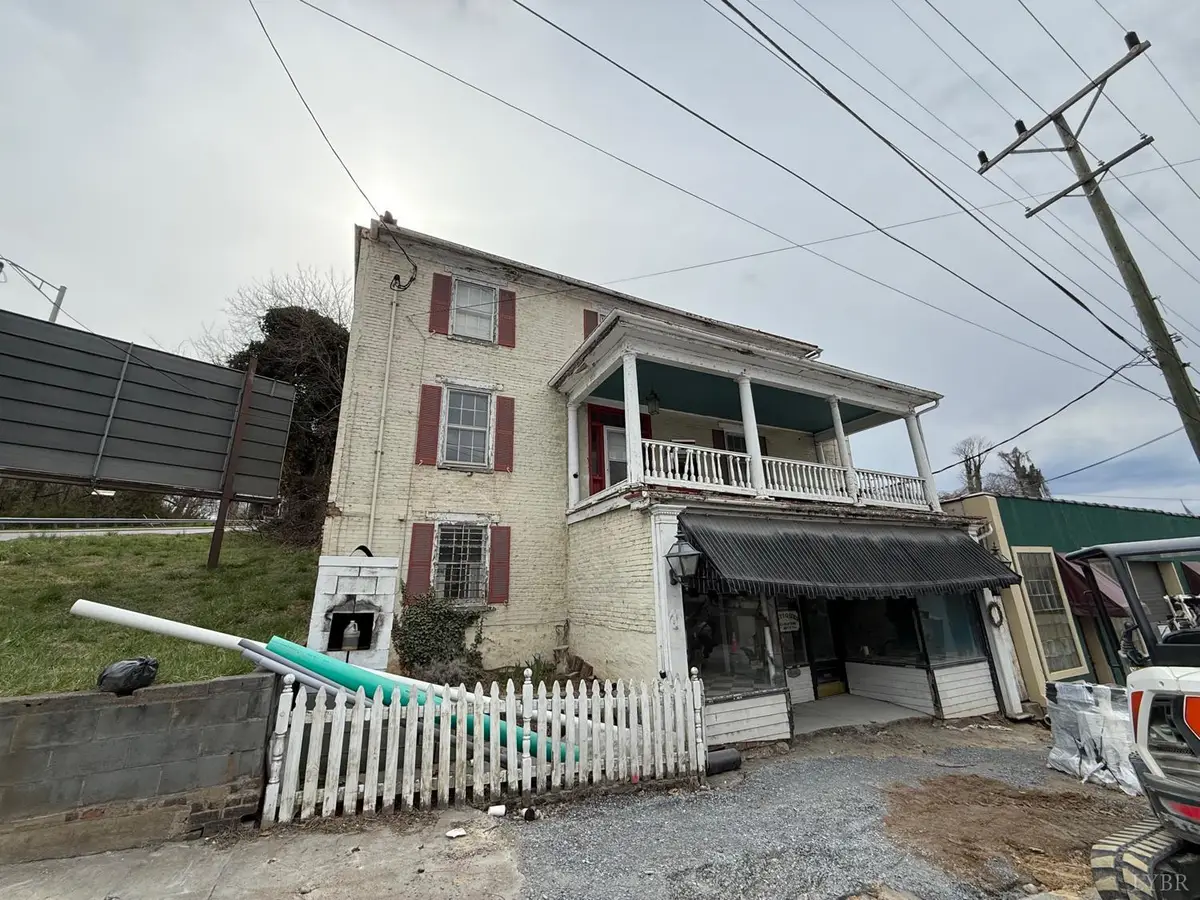 1421 Main St., Lynchburg, VA 24504 - #1
