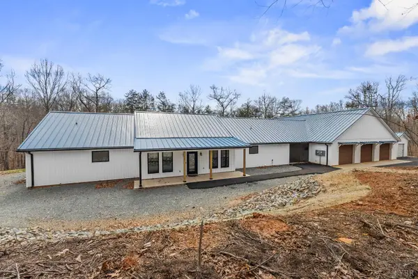 2409 Old Firetrail Road, Huddleston, VA 24104