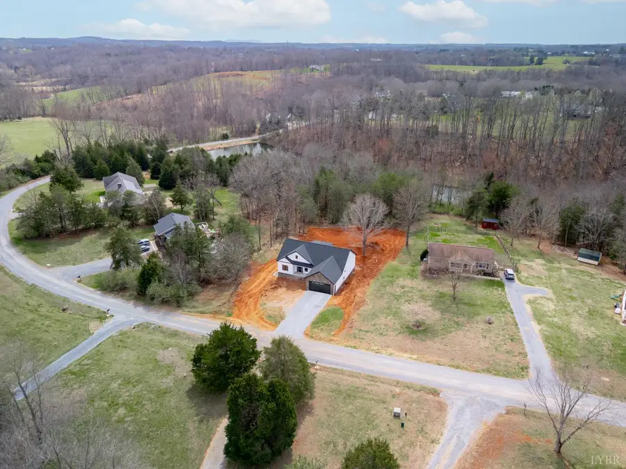 37 Twin Lake Dr, Bedford, VA 24523 - #3